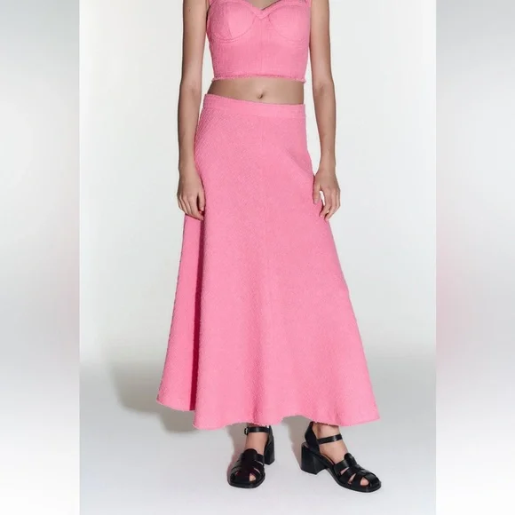 Long Textured Skirt - Picture 3 of 9